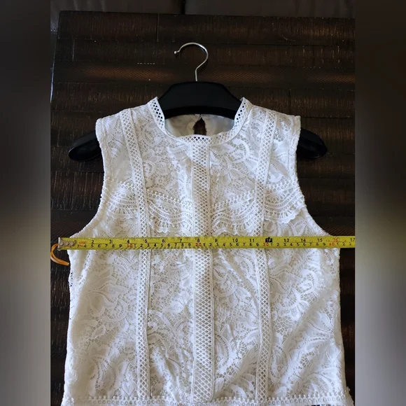 ♻ 2/$10 CLEARANCE: Ardene Sleeveless Lace Blouse - Picture 4 of 5